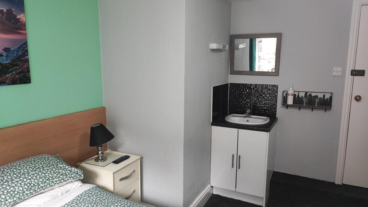 Y Garth Guesthouse Bangor  Extérieur photo
