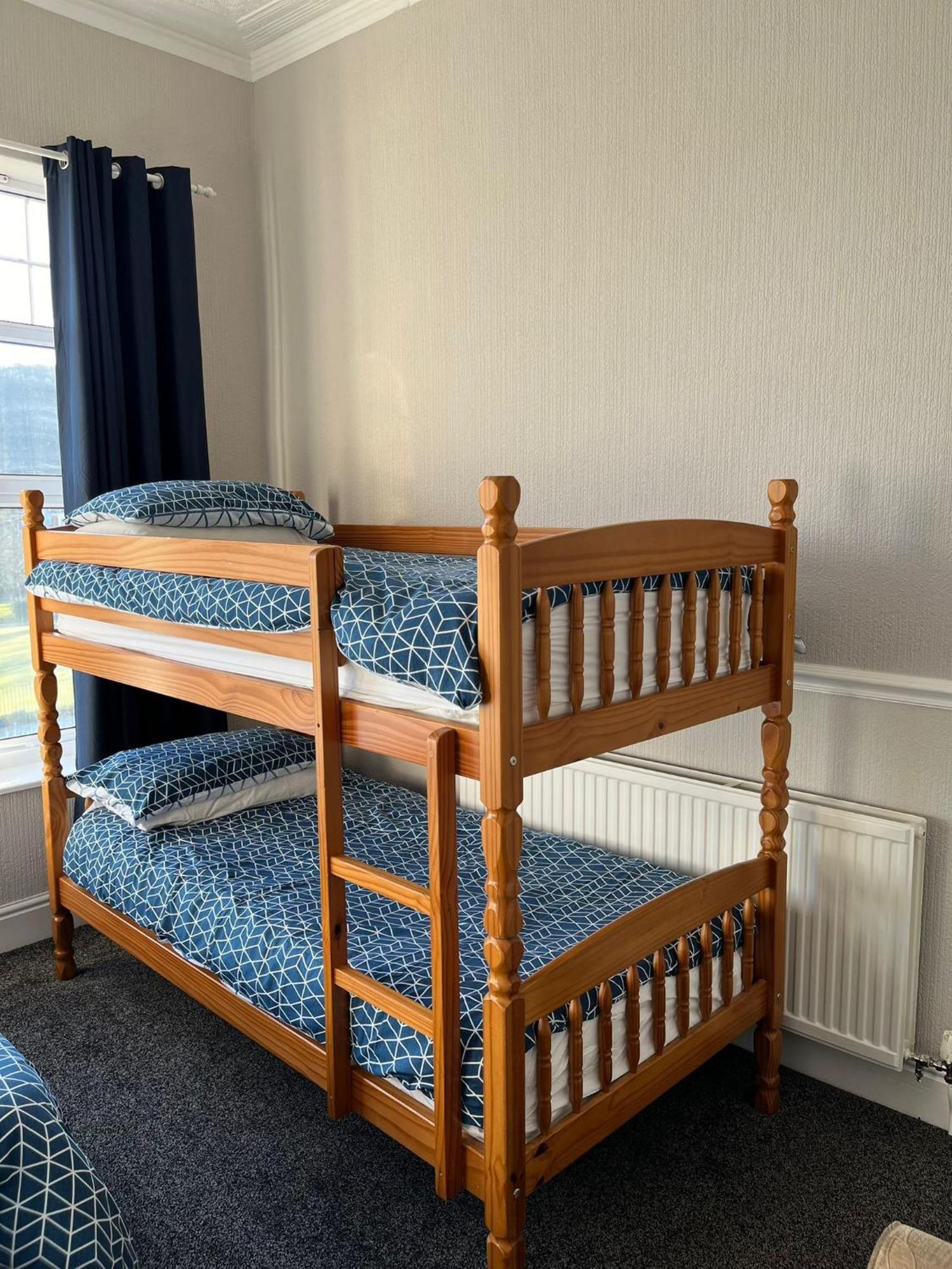 Y Garth Guesthouse Bangor  Extérieur photo